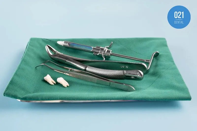 Imagem fotográfica com ferramentas de dentistas